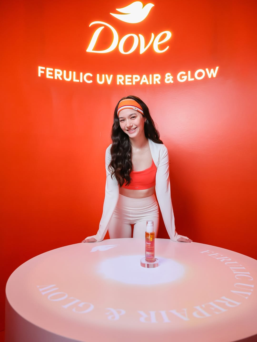 วี - วิโอเลต วอเทียร์