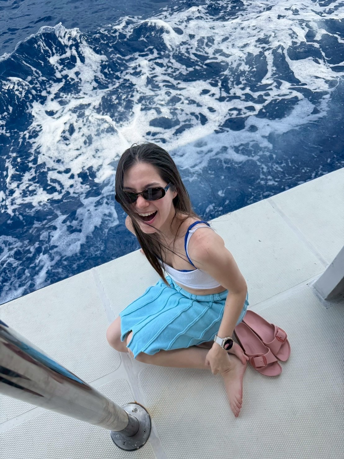 วี - วิโอเลต วอเทียร์