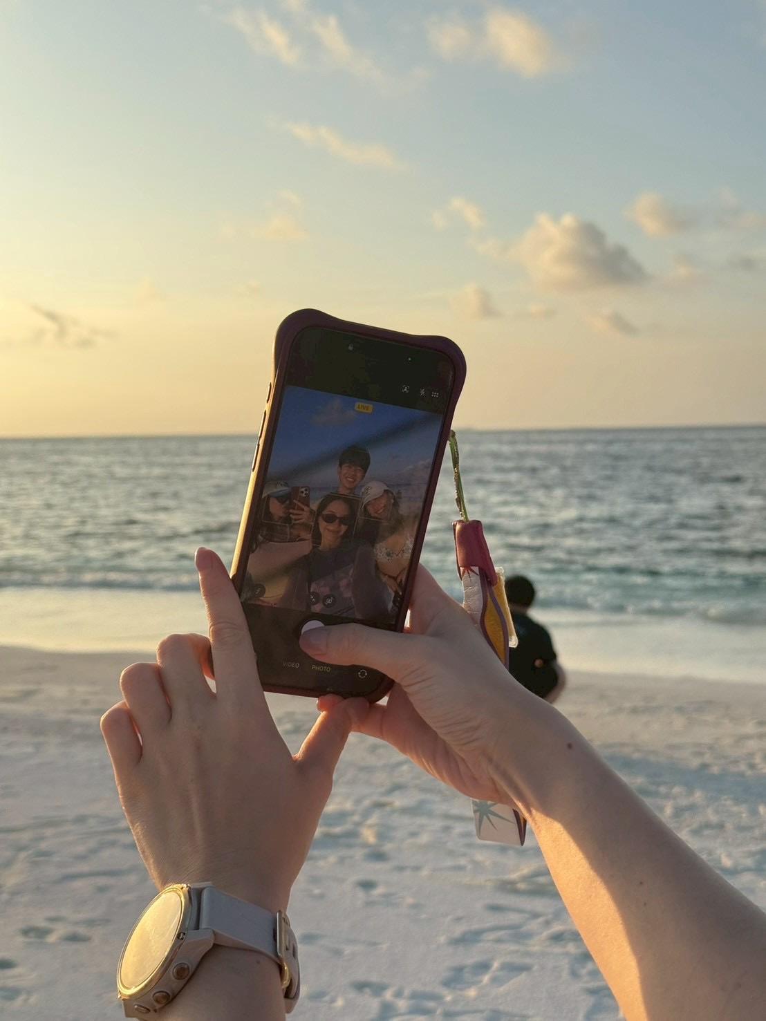 วี - วิโอเลต วอเทียร์