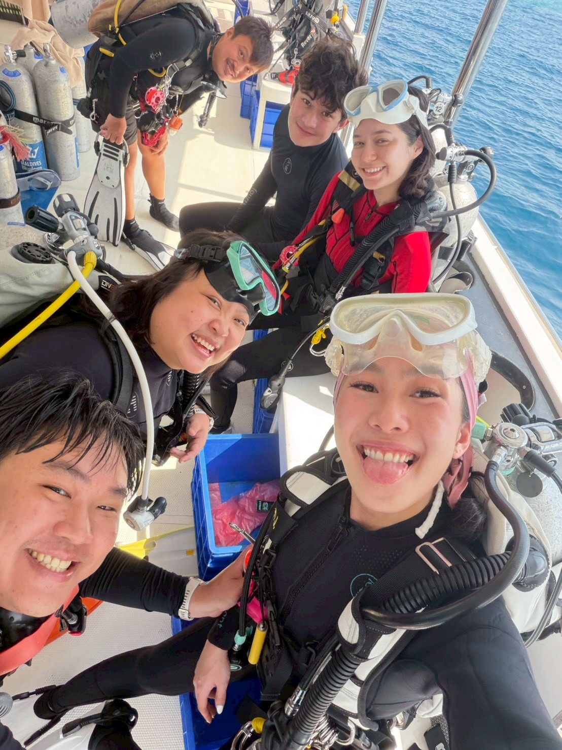 วี - วิโอเลต วอเทียร์