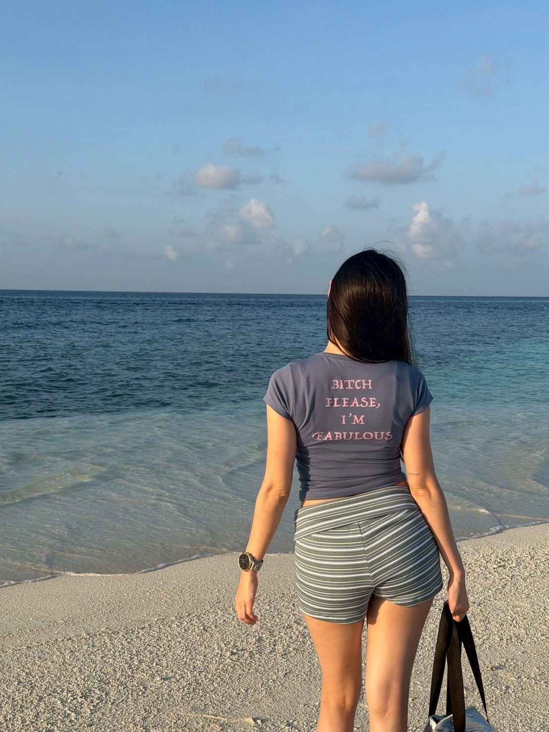 วี - วิโอเลต วอเทียร์