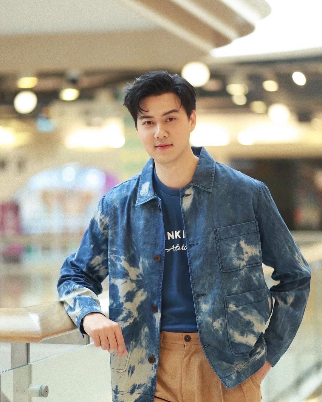 ต้น - อาชว์ ไหลสกุล
