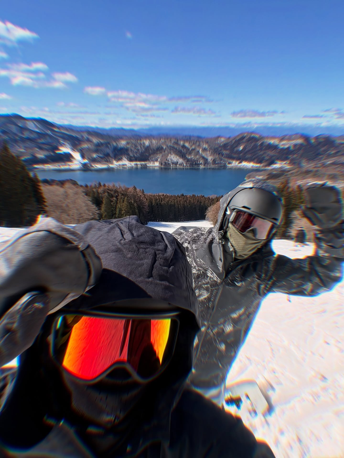 ต้น - อาชว์ ไหลสกุล