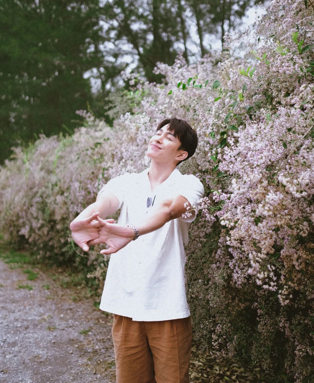 ต๊อด - ปนพงษ์ ไขแสง