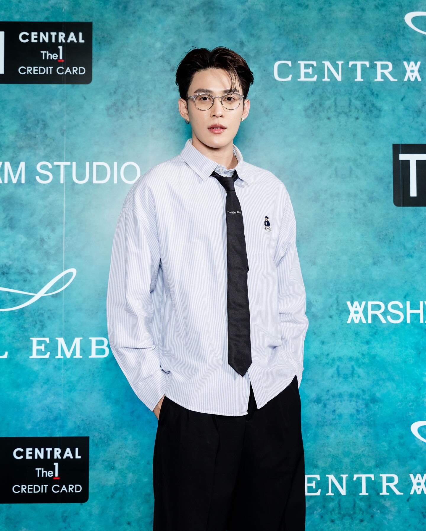 ต๊อด - ปนพงษ์ ไขแสง