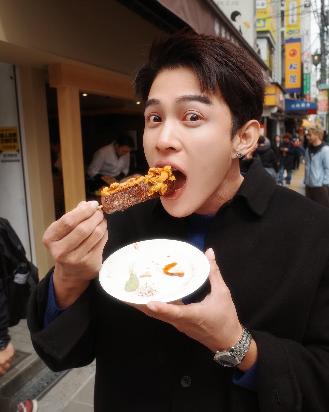 ต๊อด - ปนพงษ์ ไขแสง