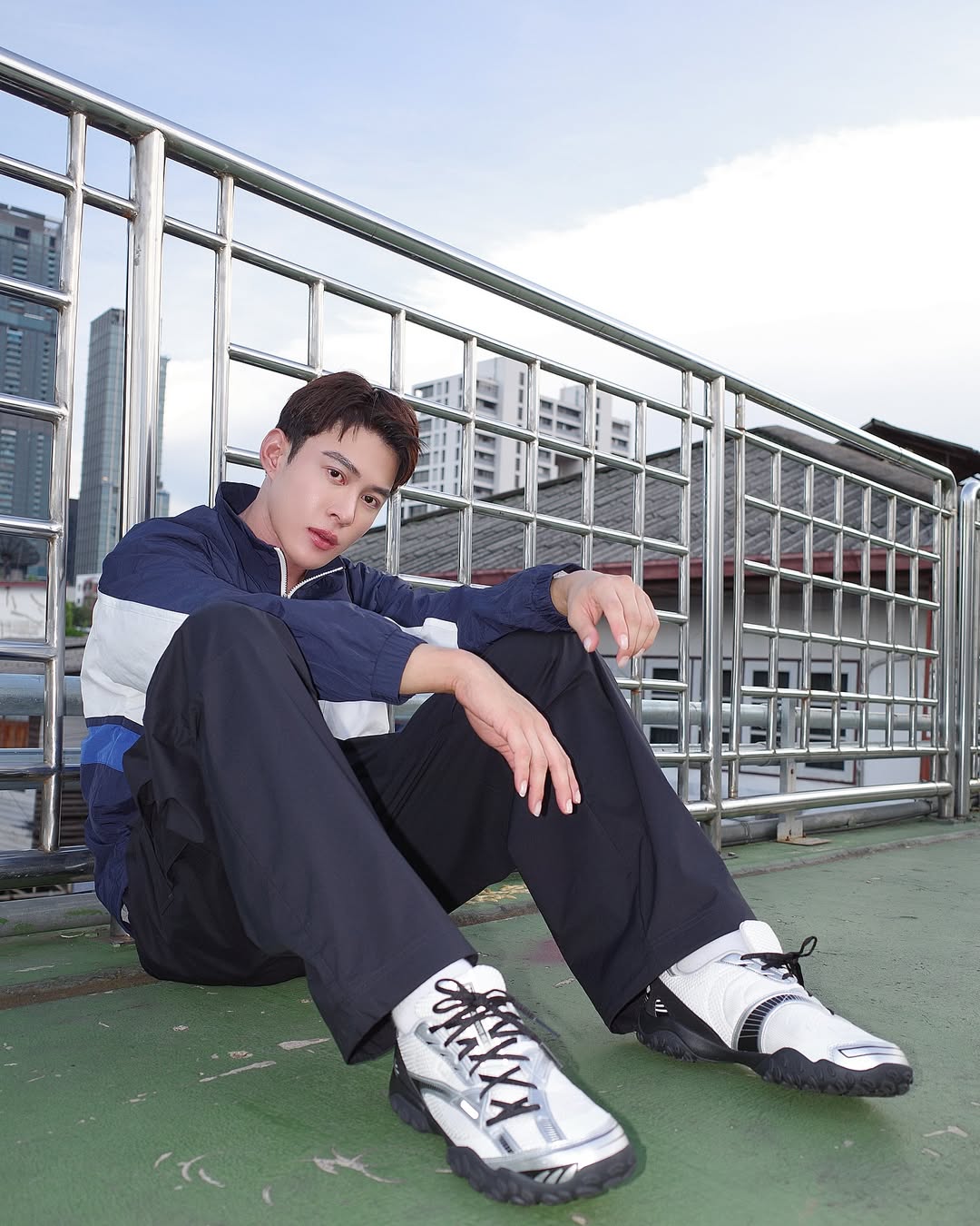 ต๊อด - ปนพงษ์ ไขแสง