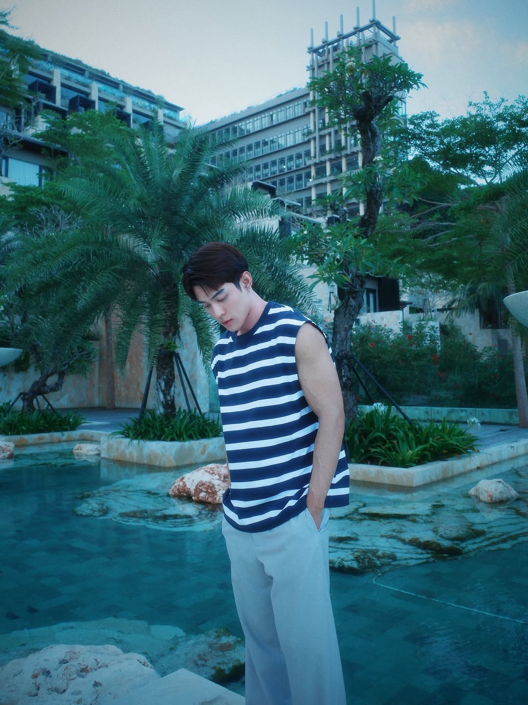 ต๊อด - ปนพงษ์ ไขแสง