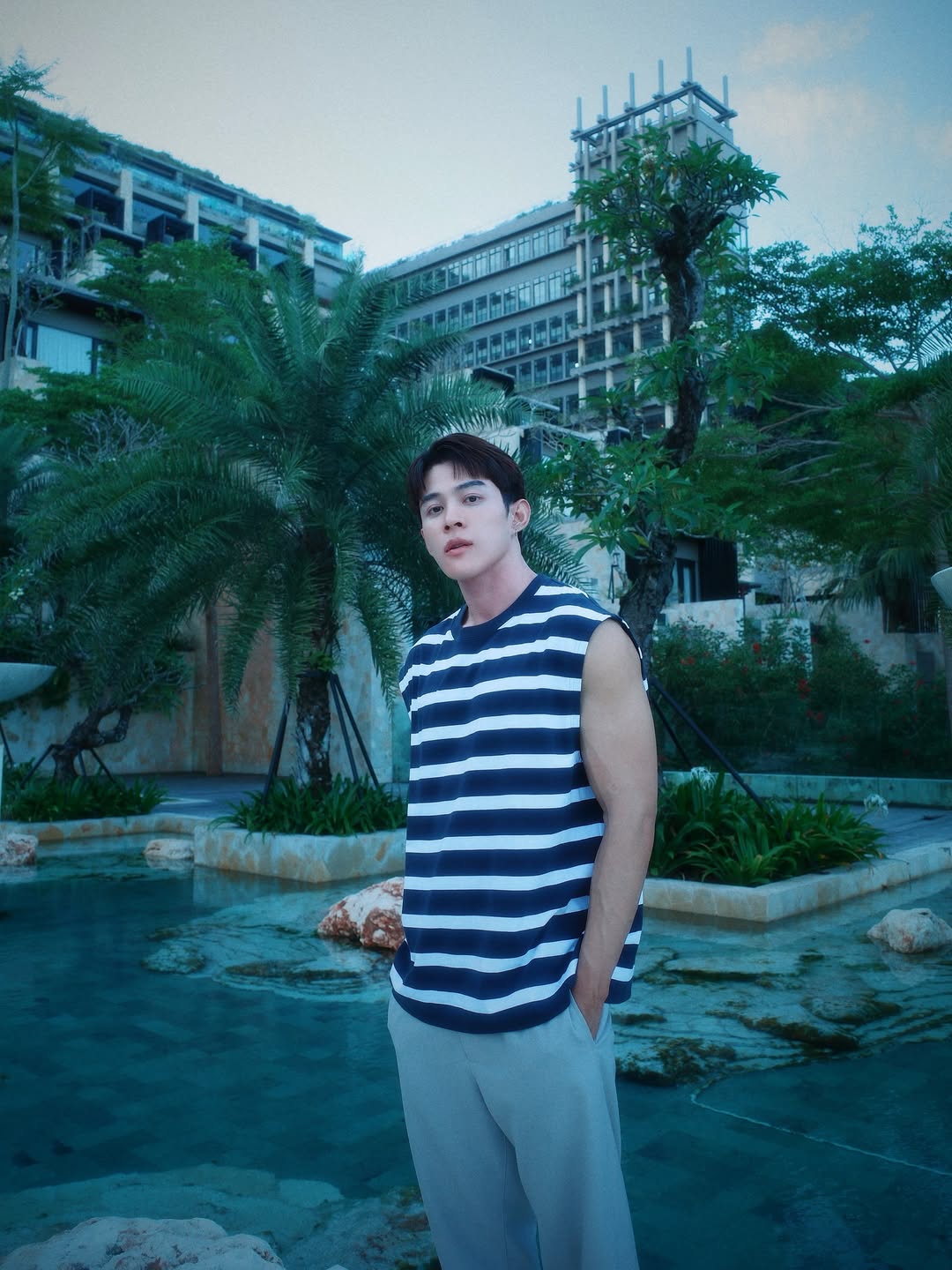 ต๊อด - ปนพงษ์ ไขแสง