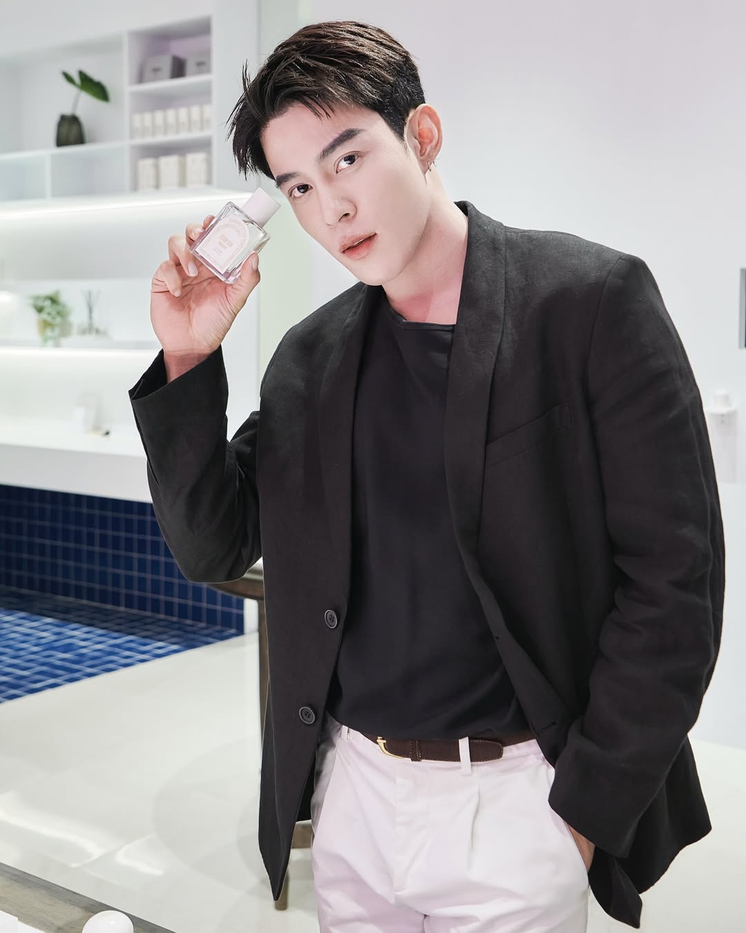 ต๊อด - ปนพงษ์ ไขแสง