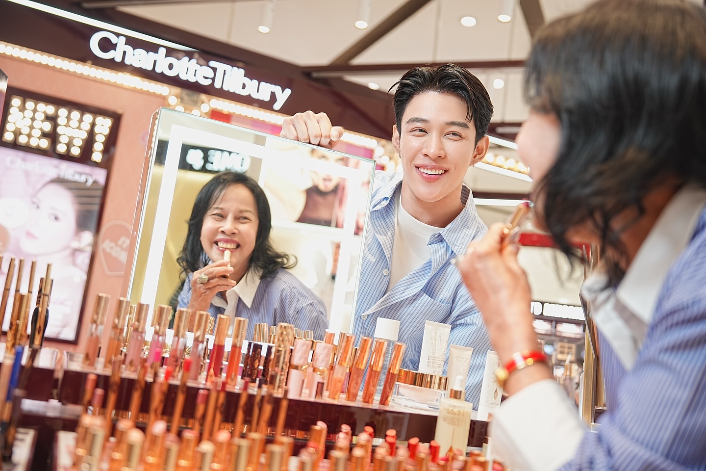 ต๊อด - ปนพงษ์ ไขแสง