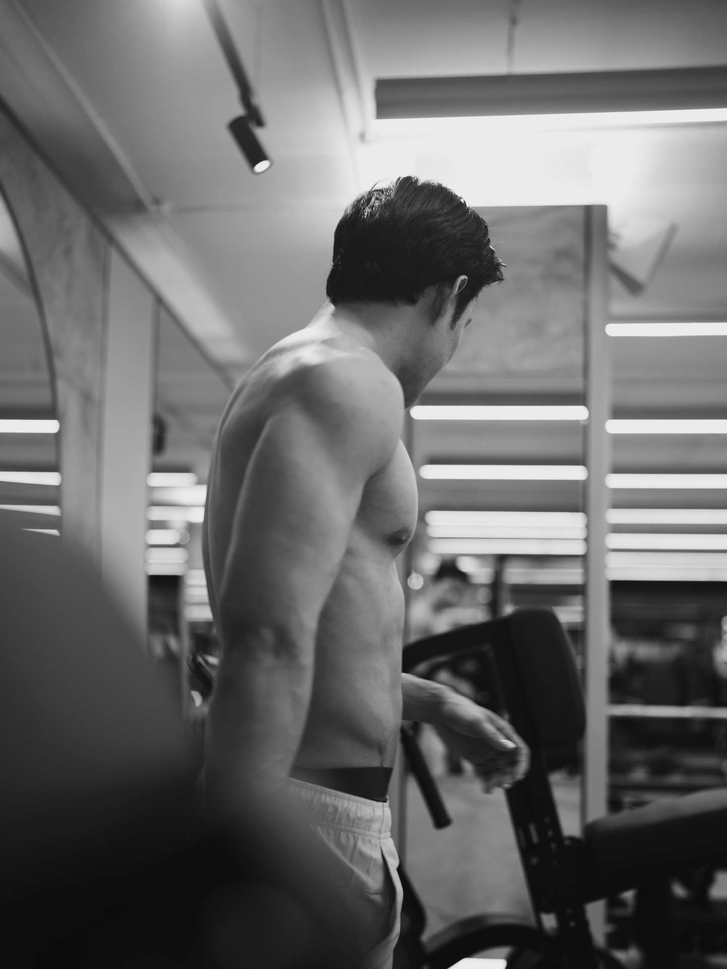 ต๊อด - ปนพงษ์ ไขแสง