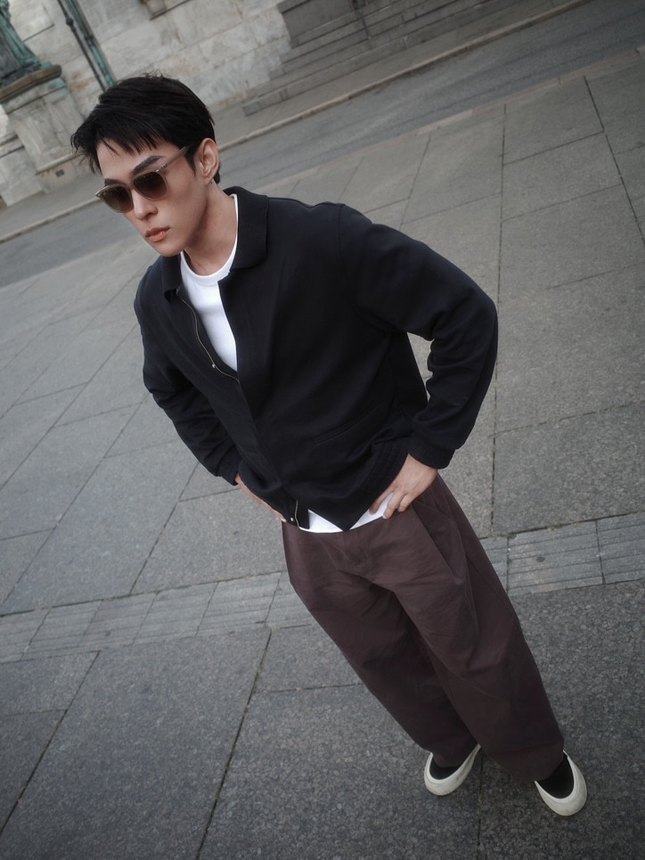 ต๊อด - ปนพงษ์ ไขแสง