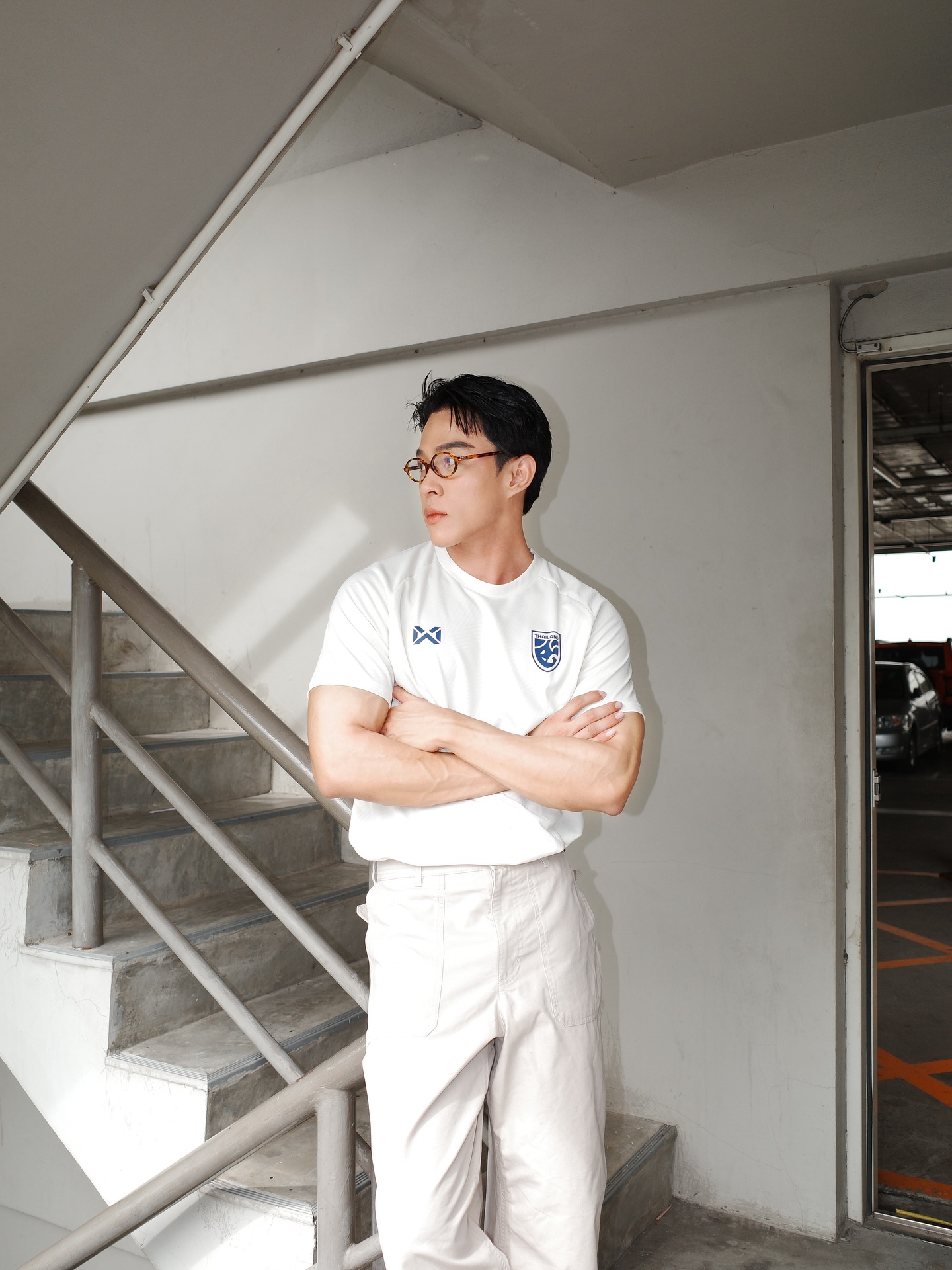 ต๊อด - ปนพงษ์ ไขแสง