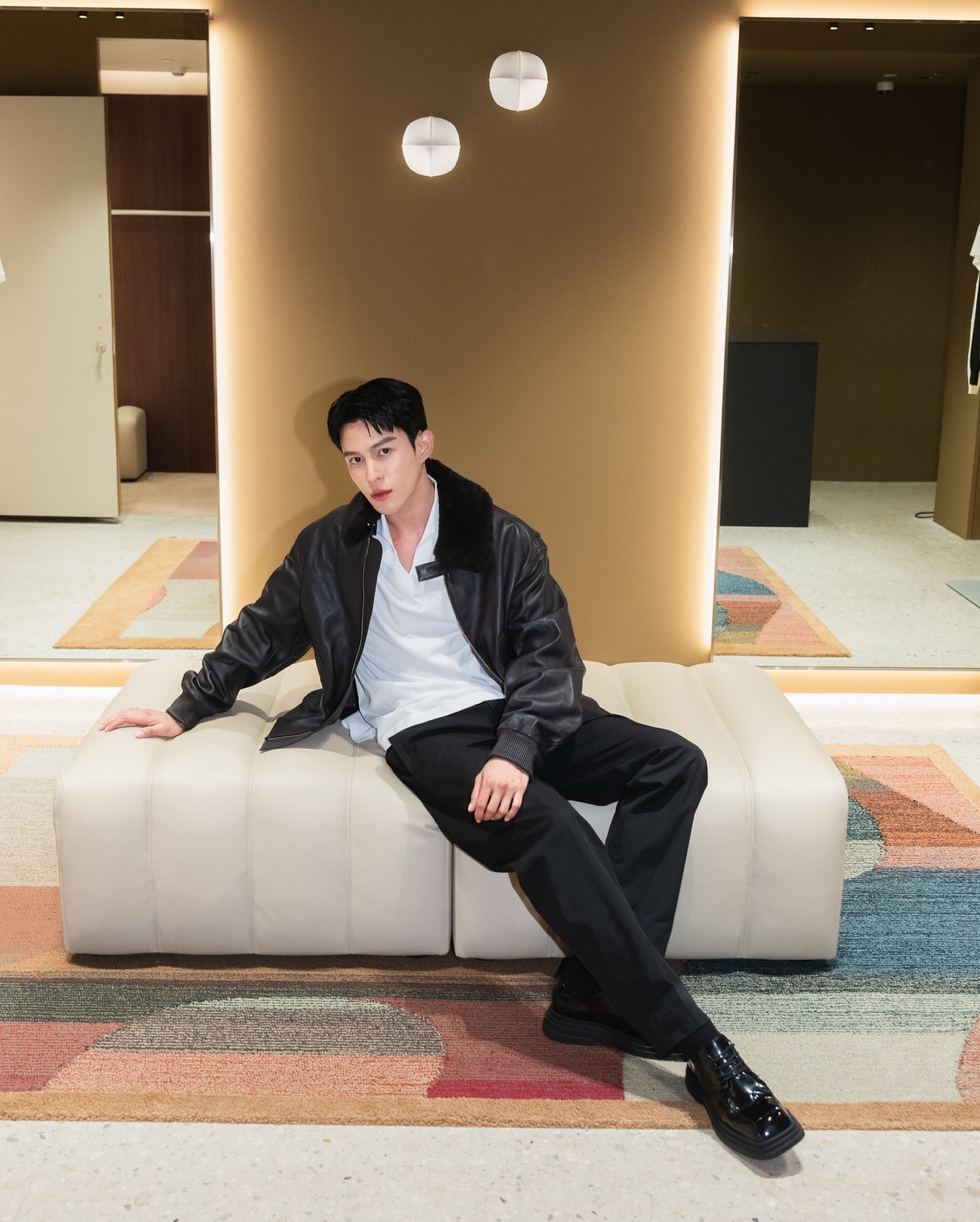 ต๊อด - ปนพงษ์ ไขแสง