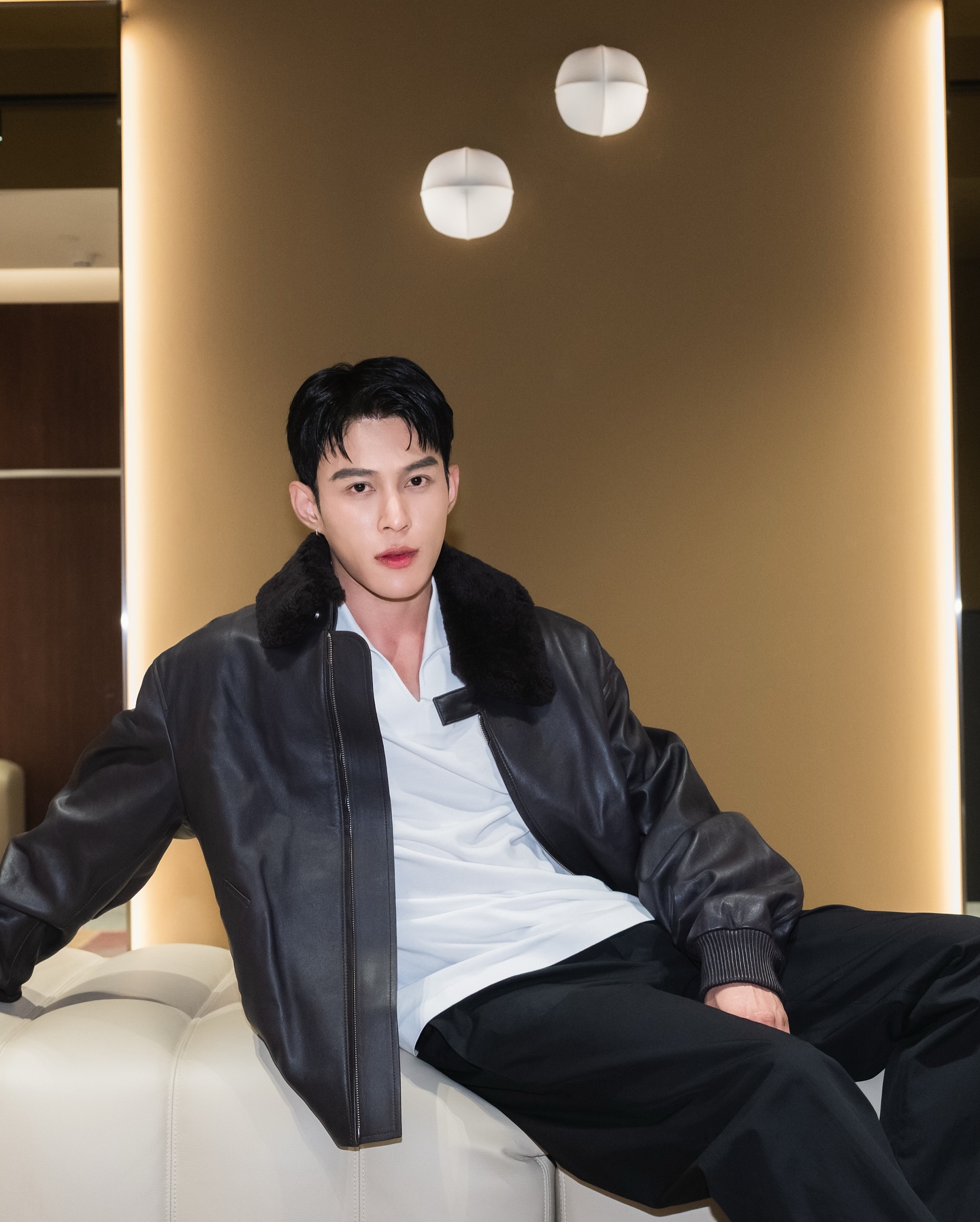ต๊อด - ปนพงษ์ ไขแสง