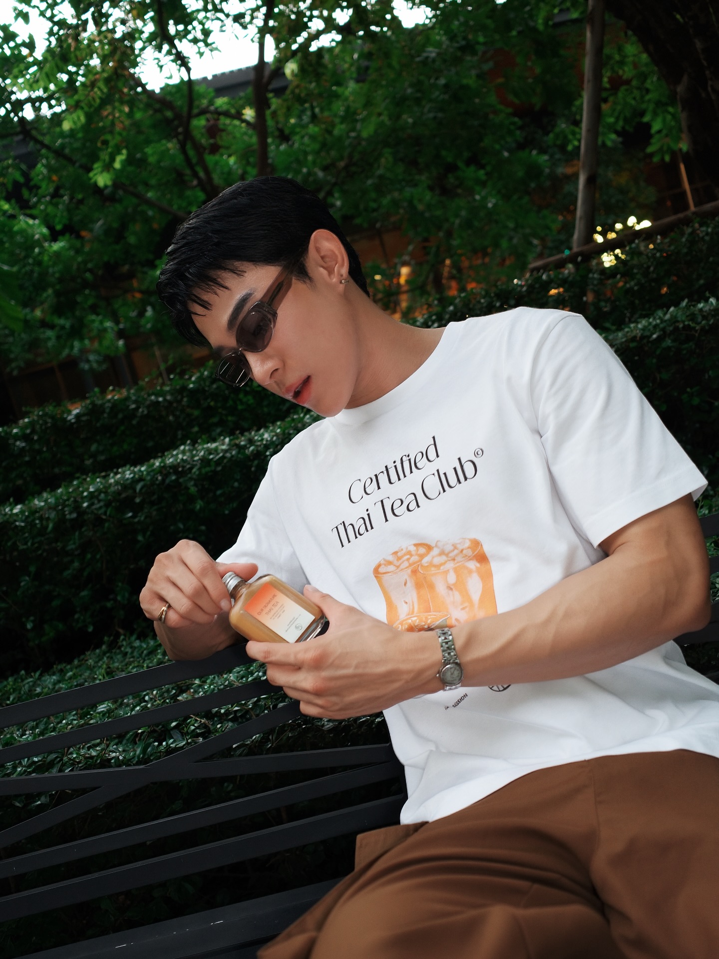 ต๊อด - ปนพงษ์ ไขแสง
