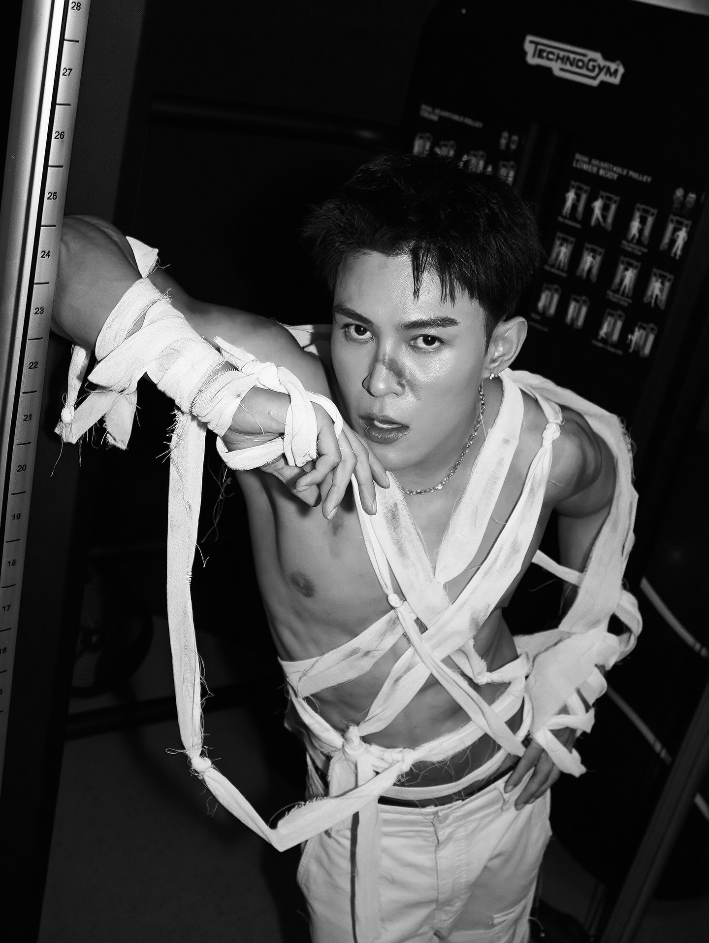 ต๊อด - ปนพงษ์ ไขแสง