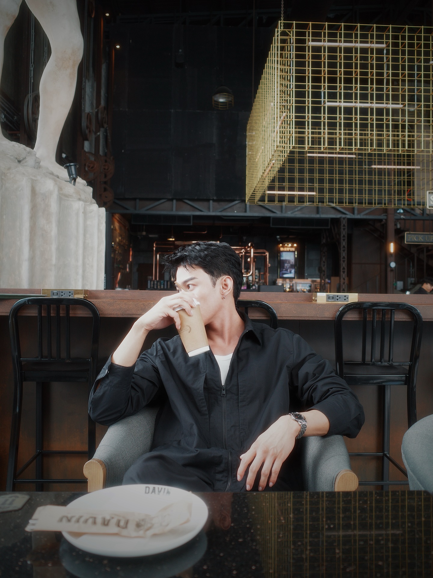 ต๊อด - ปนพงษ์ ไขแสง