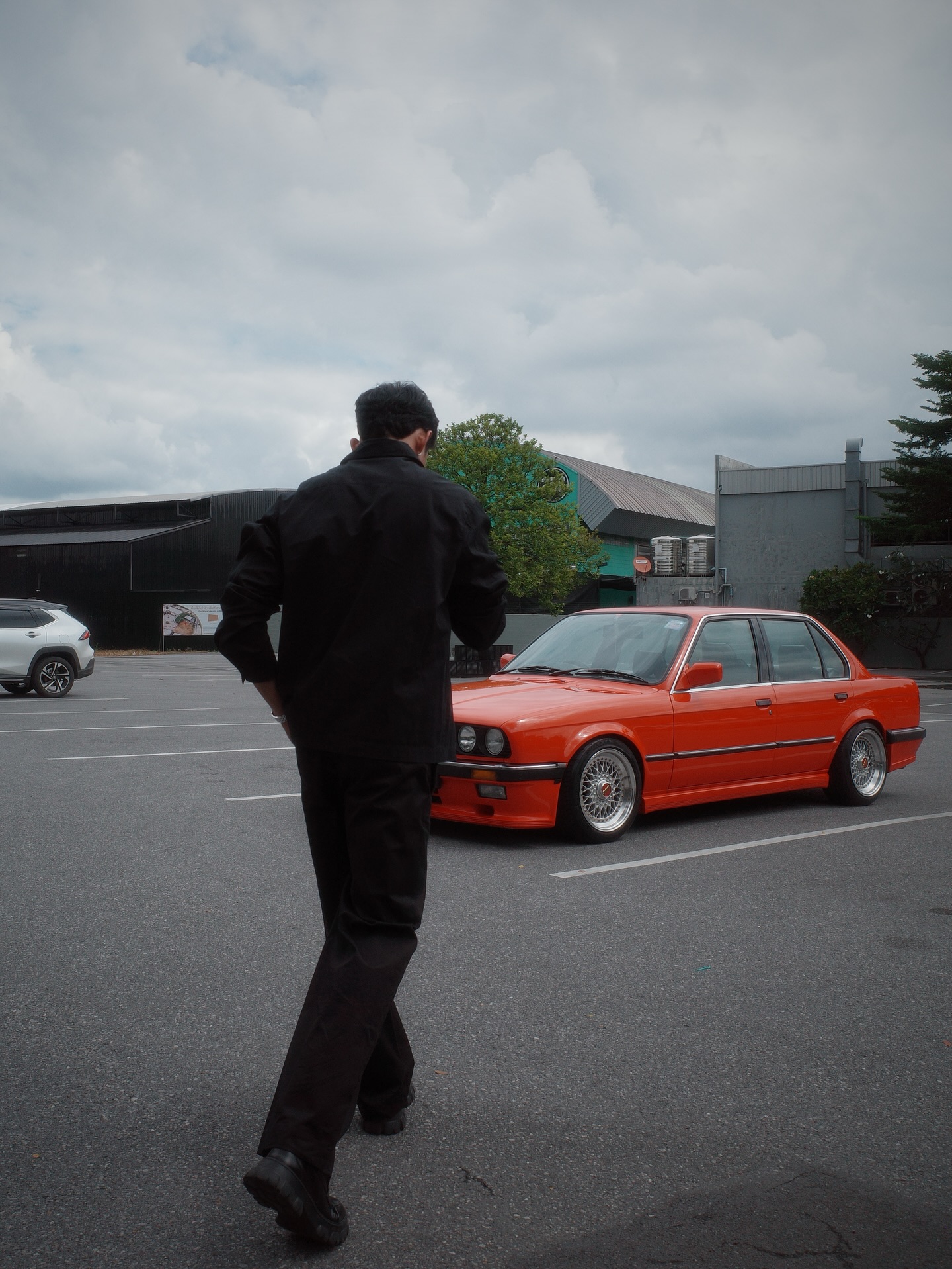 ต๊อด - ปนพงษ์ ไขแสง