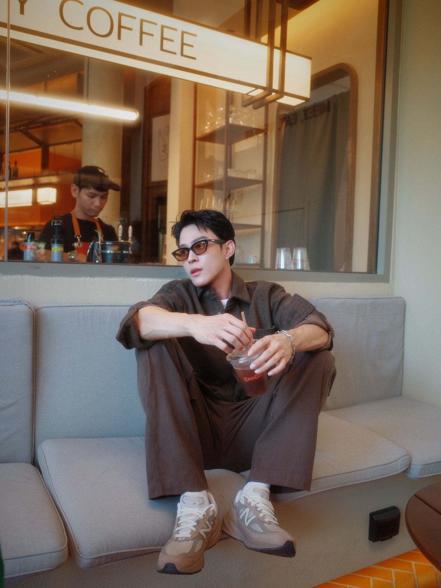 ต๊อด - ปนพงษ์ ไขแสง