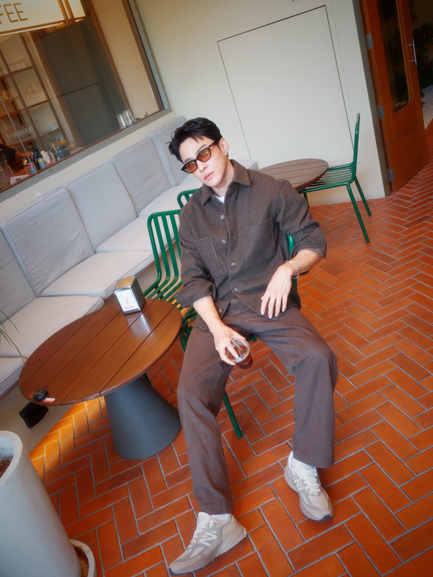 ต๊อด - ปนพงษ์ ไขแสง