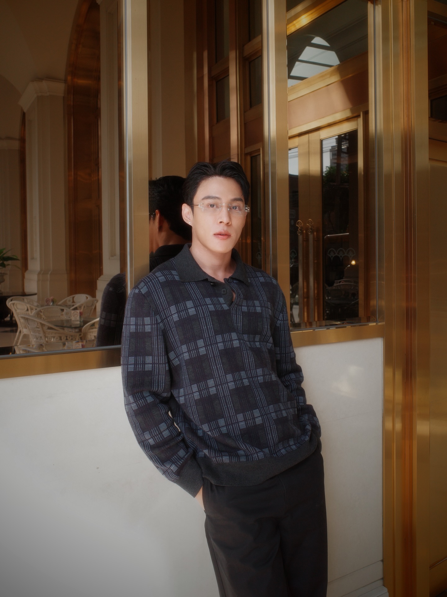 ต๊อด - ปนพงษ์ ไขแสง