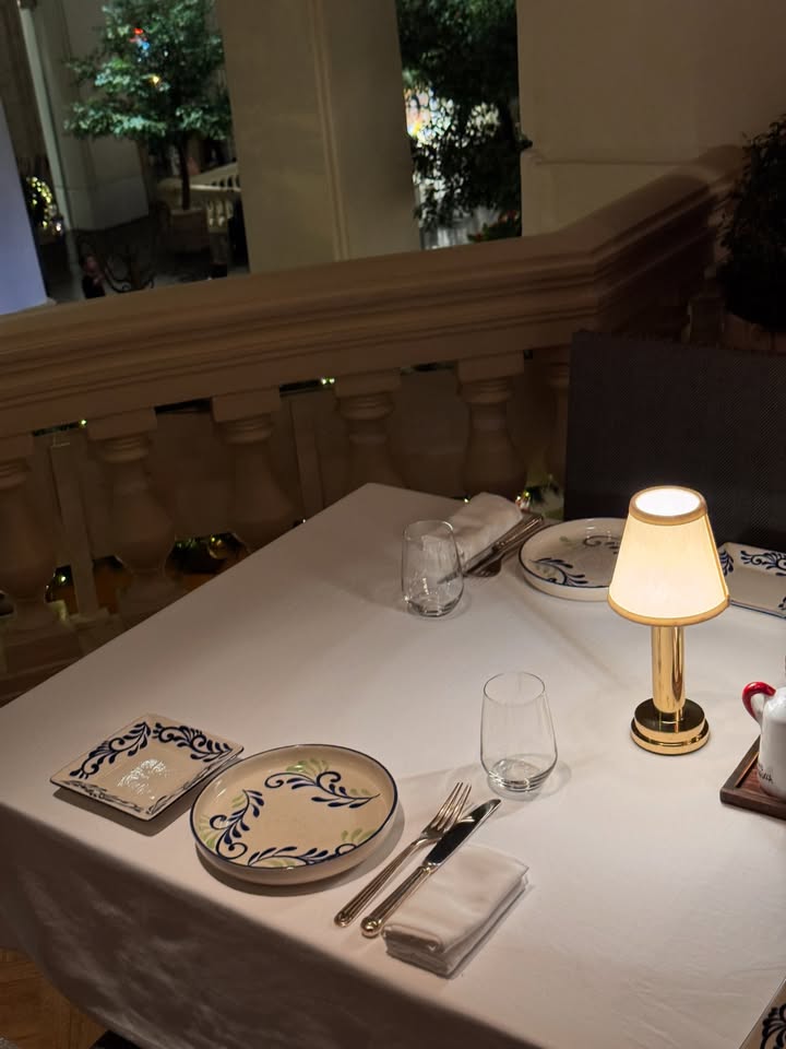 ต๊อด - ปนพงษ์ ไขแสง