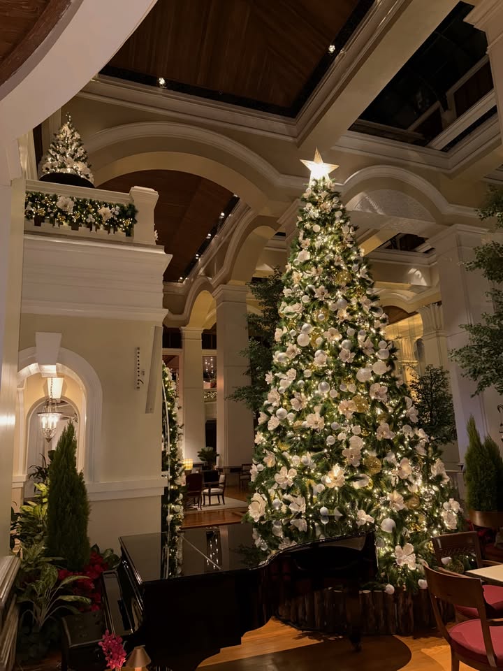 ต๊อด - ปนพงษ์ ไขแสง