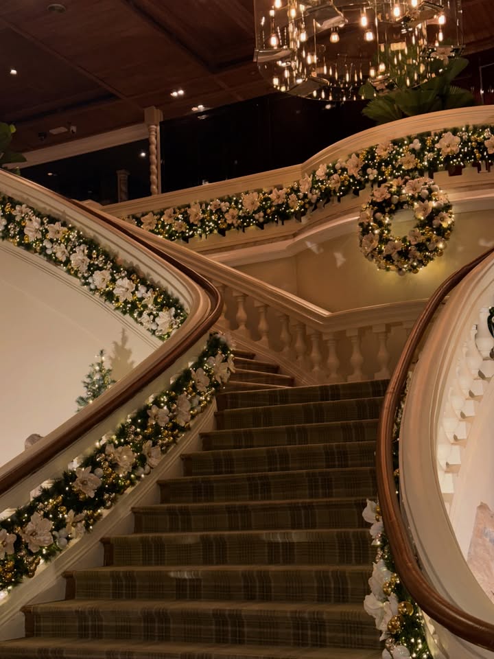 ต๊อด - ปนพงษ์ ไขแสง