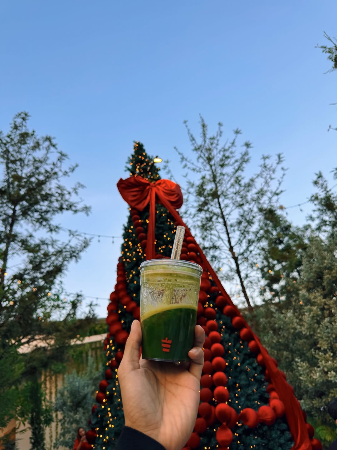 ต๊อด - ปนพงษ์ ไขแสง