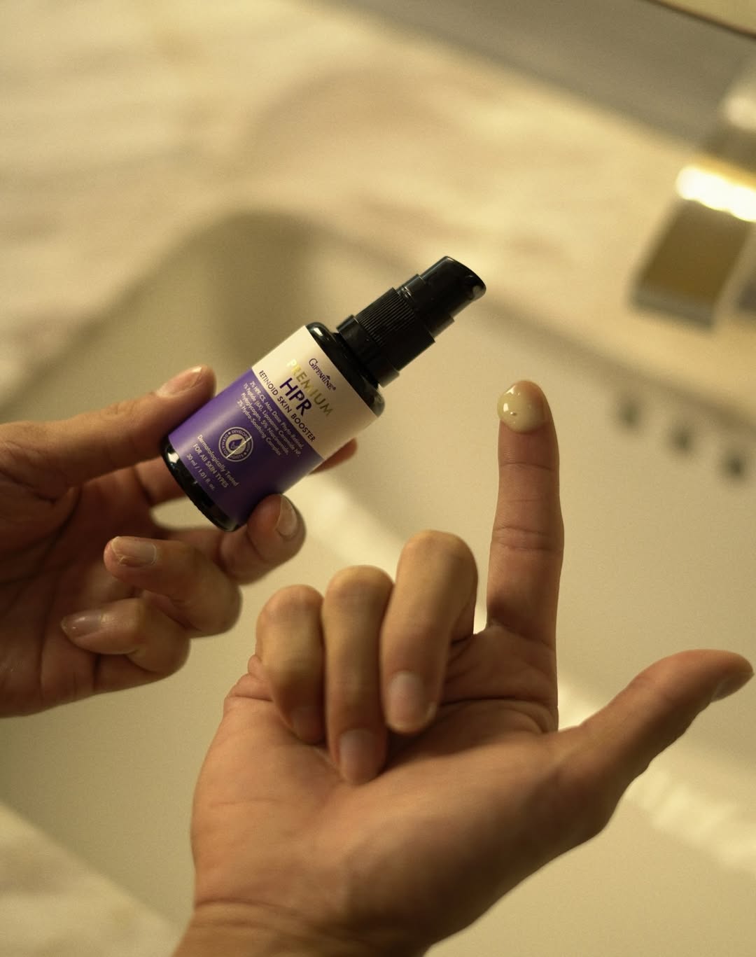 ต๊อด - ปนพงษ์ ไขแสง