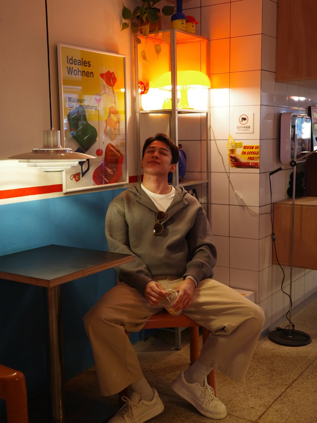 ต๊อด - ปนพงษ์ ไขแสง