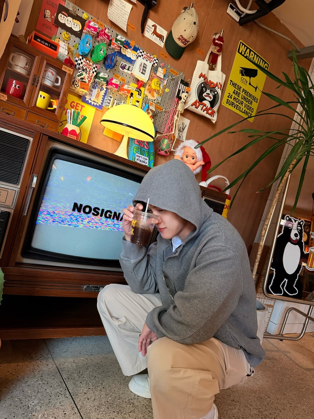 ต๊อด - ปนพงษ์ ไขแสง