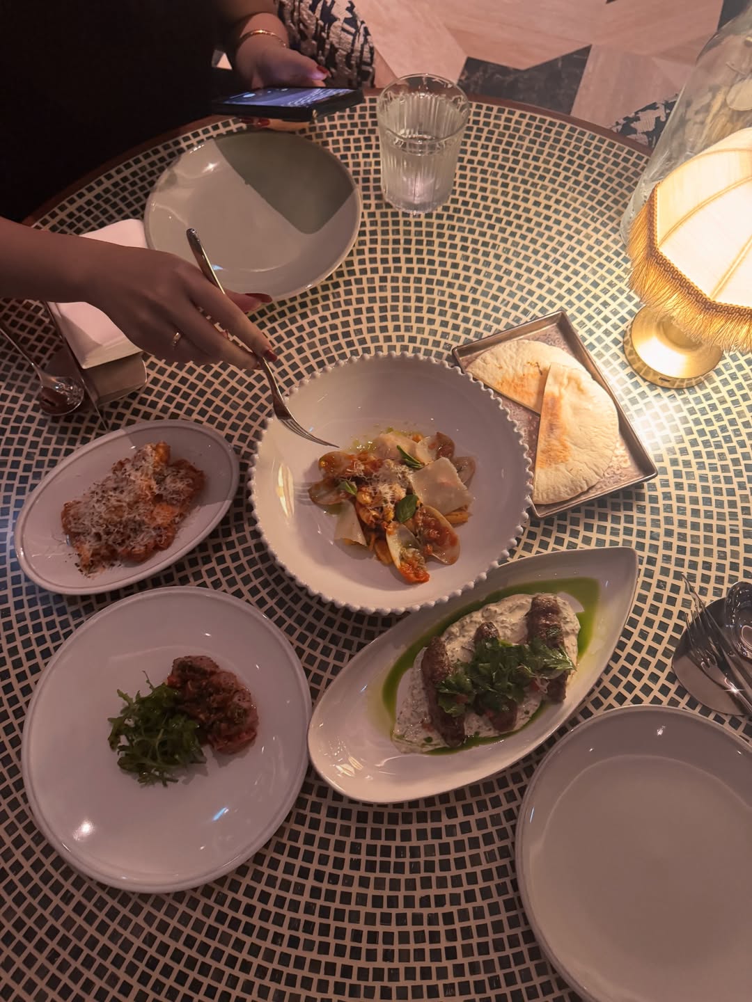 ต๊อด - ปนพงษ์ ไขแสง