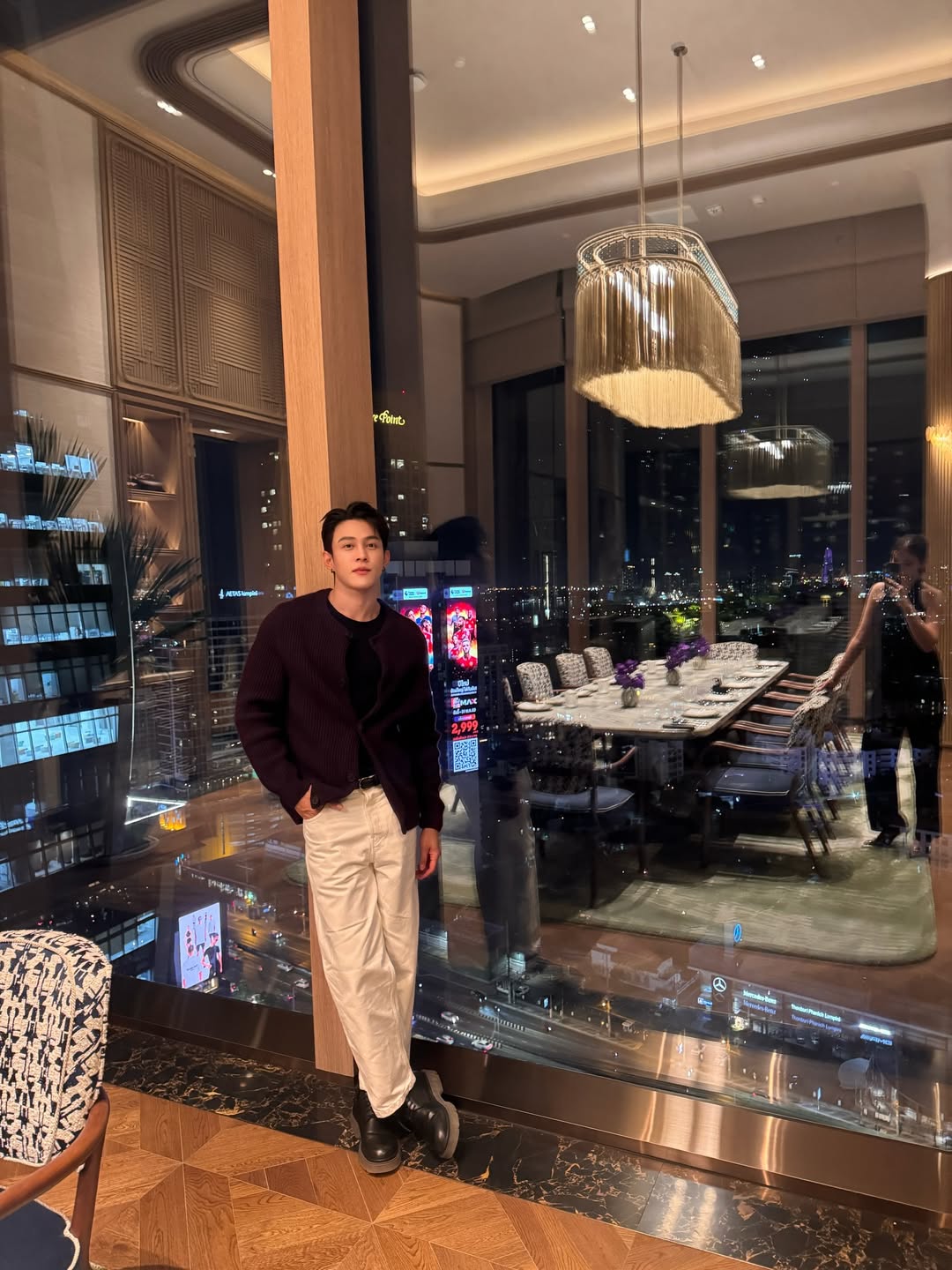 ต๊อด - ปนพงษ์ ไขแสง