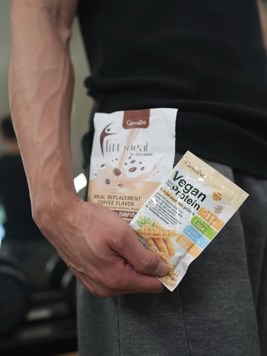 ต๊อด - ปนพงษ์ ไขแสง