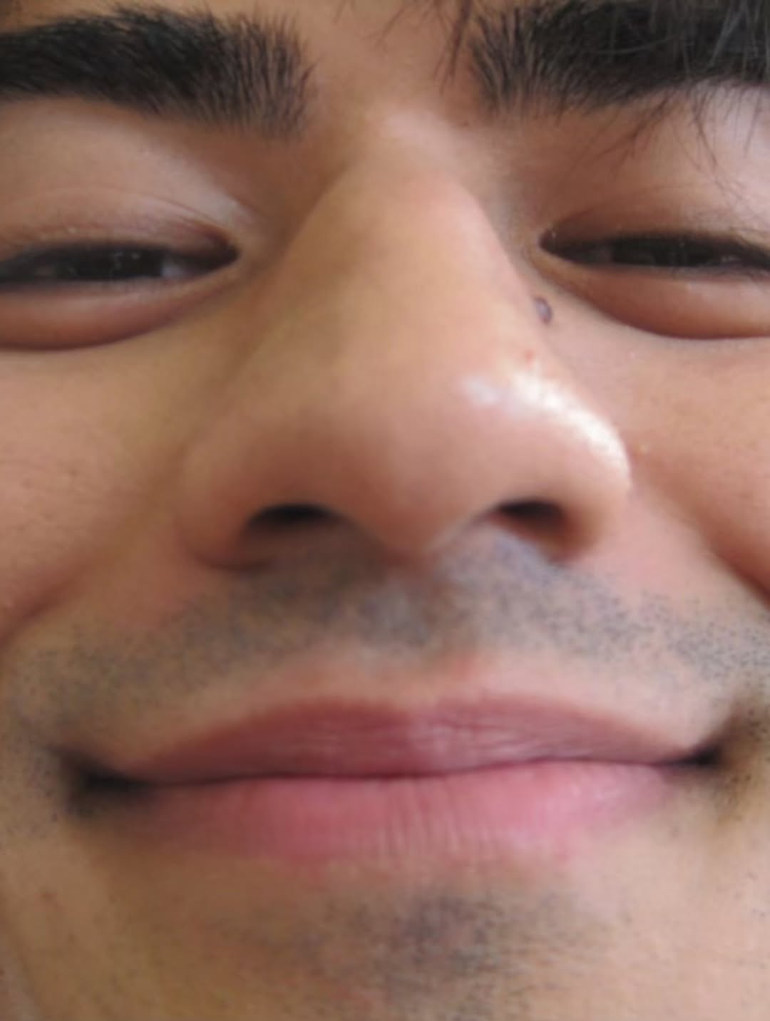 ต๊อด - ปนพงษ์ ไขแสง