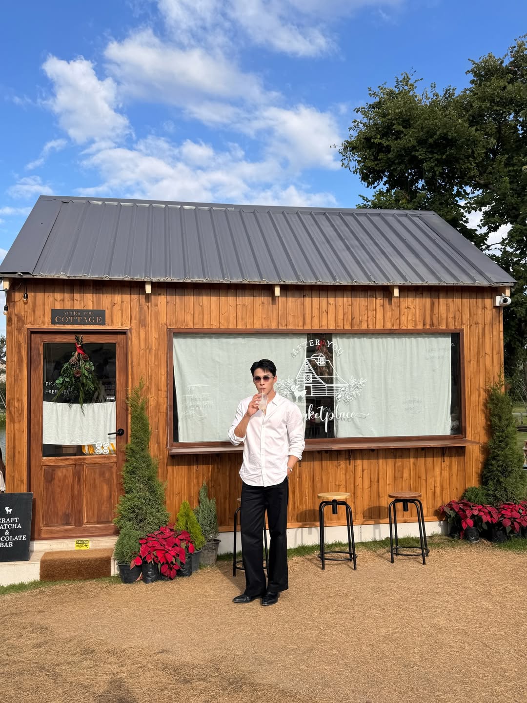 ต๊อด - ปนพงษ์ ไขแสง