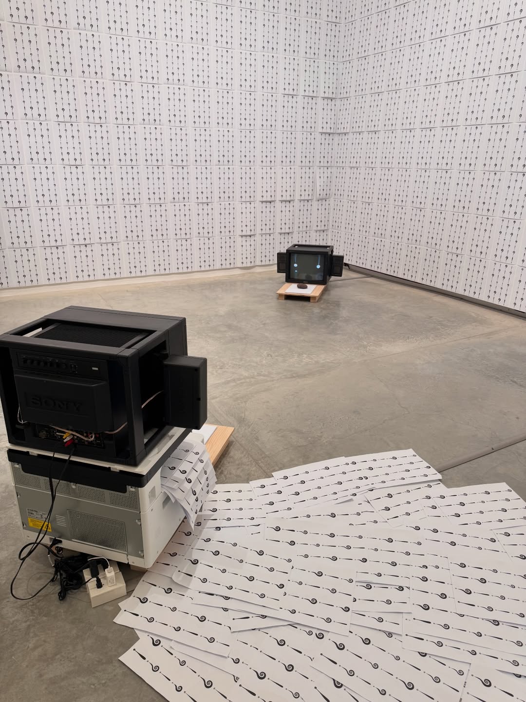 ต๊อด - ปนพงษ์ ไขแสง