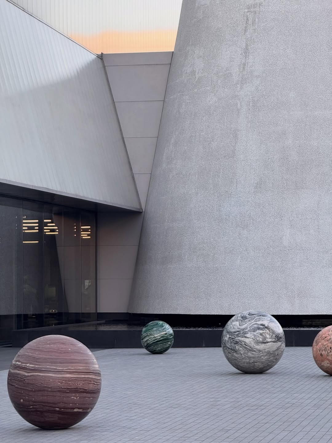 ต๊อด - ปนพงษ์ ไขแสง