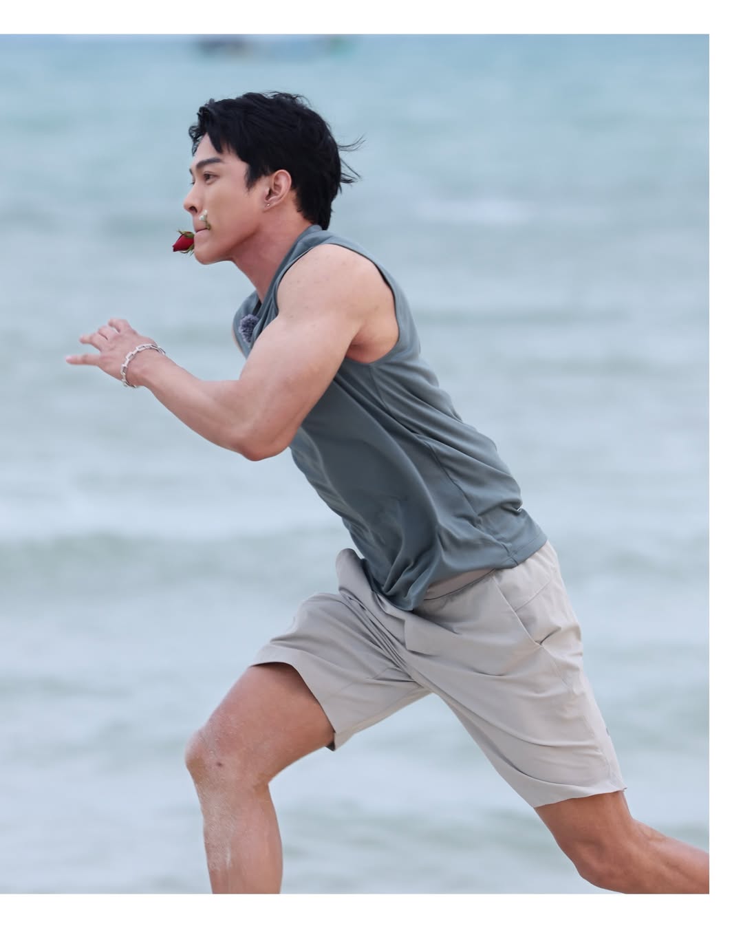 ต๊อด - ปนพงษ์ ไขแสง