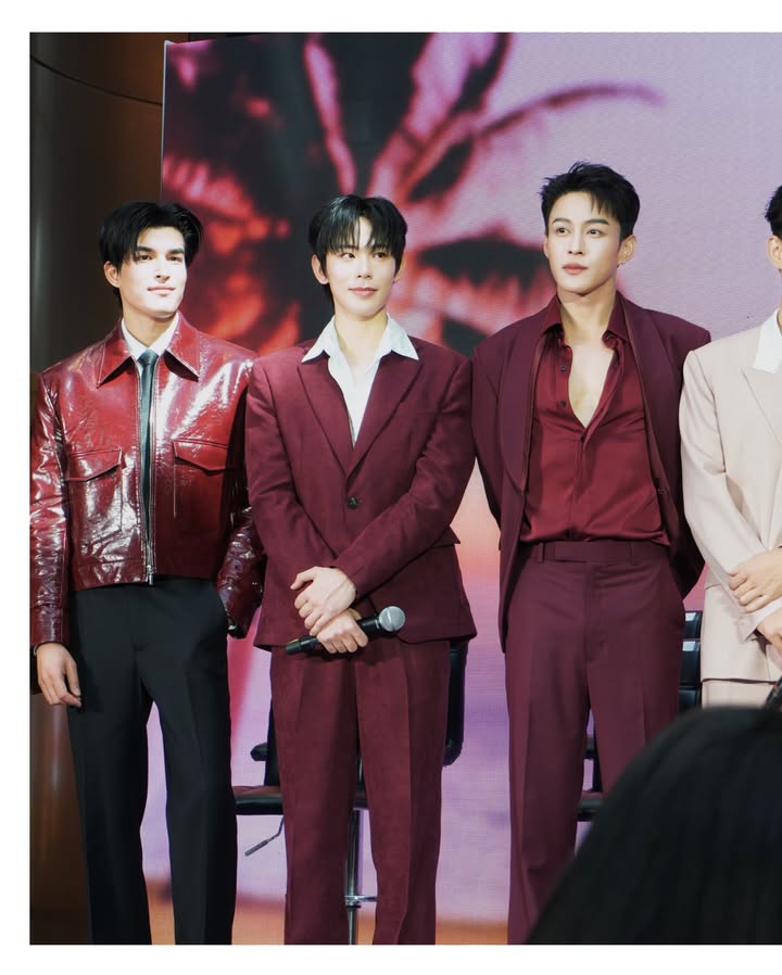 ต๊อด - ปนพงษ์ ไขแสง