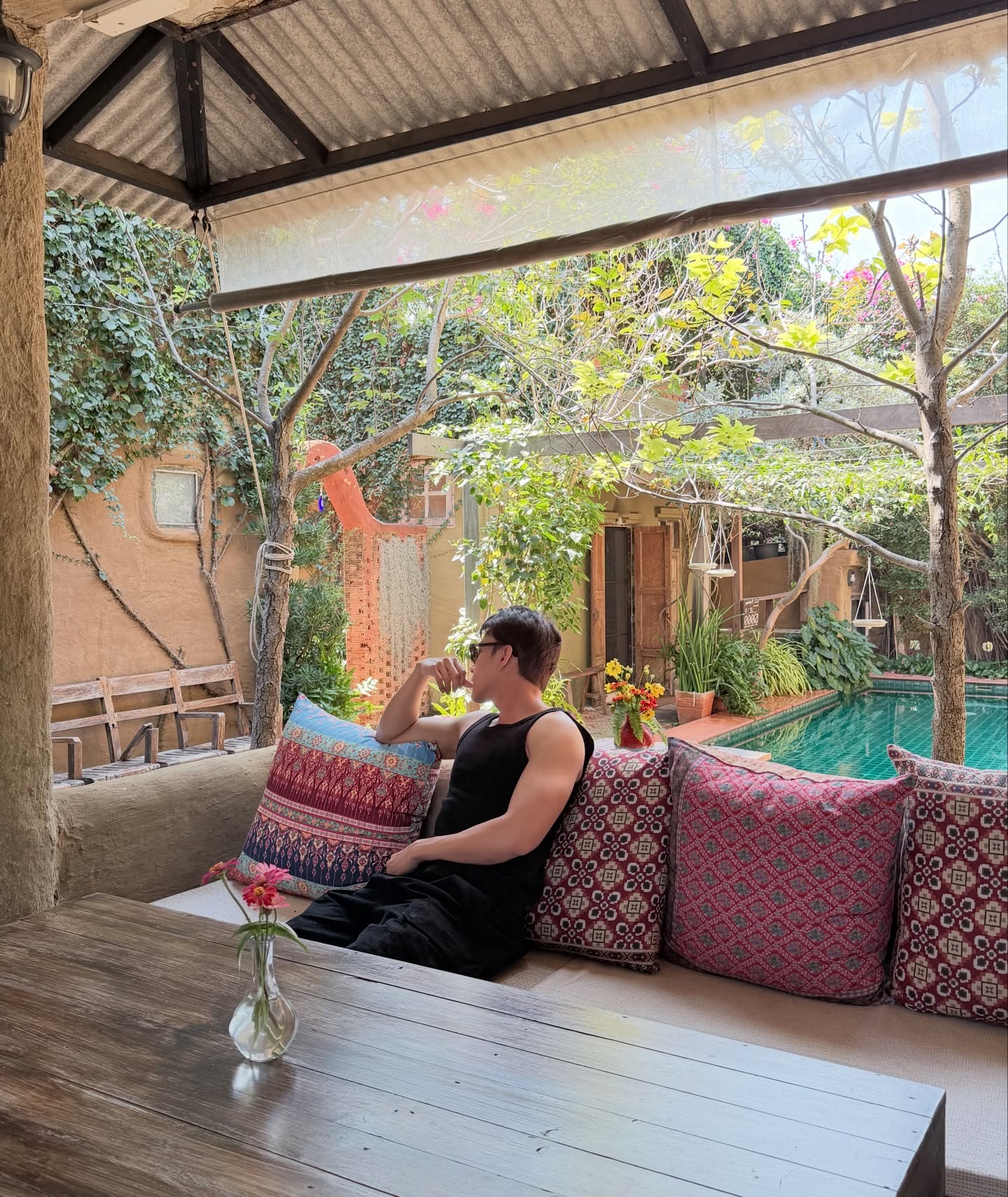 ต๊อด - ปนพงษ์ ไขแสง