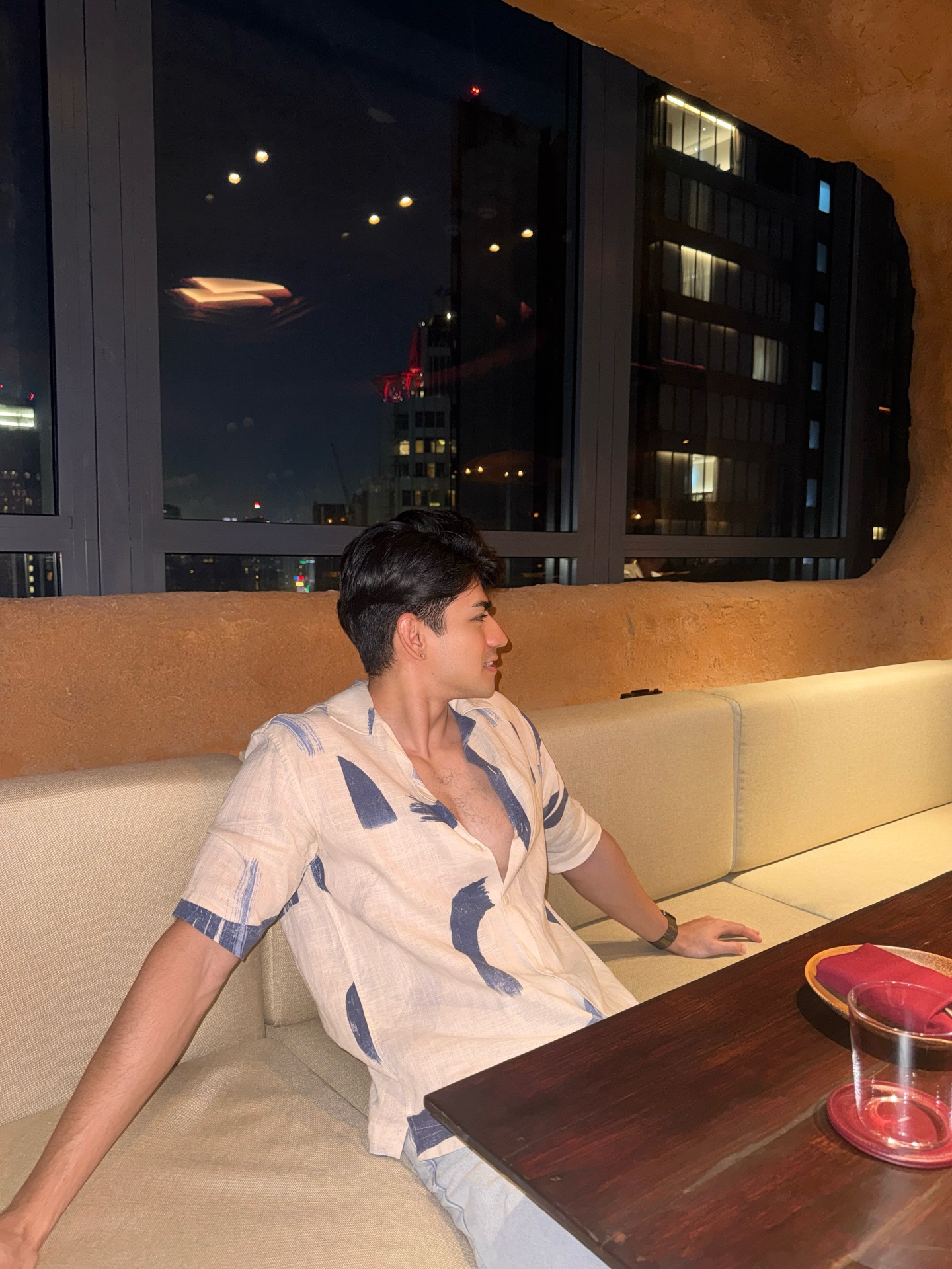 ต๊อด - ปนพงษ์ ไขแสง