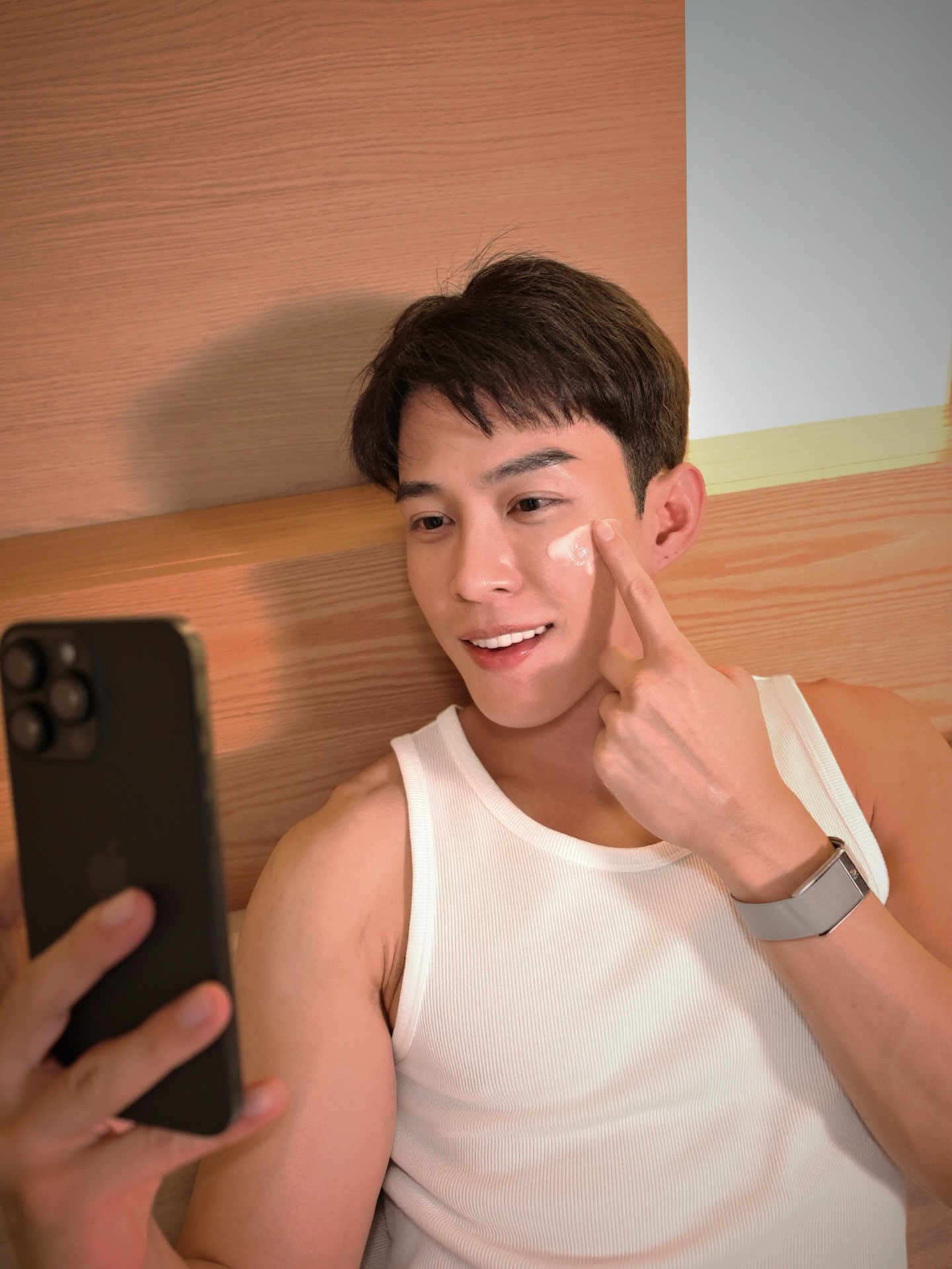 ต๊อด - ปนพงษ์ ไขแสง