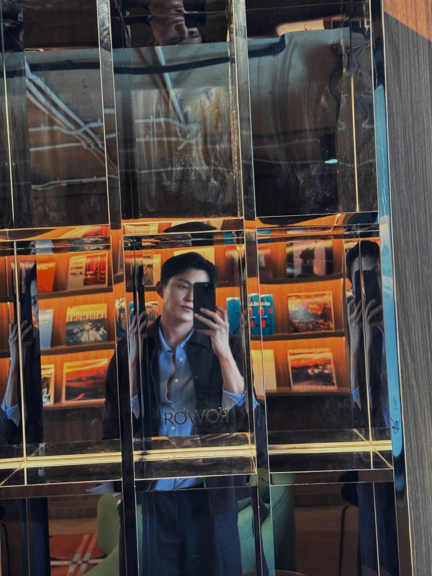 ต๊อด - ปนพงษ์ ไขแสง