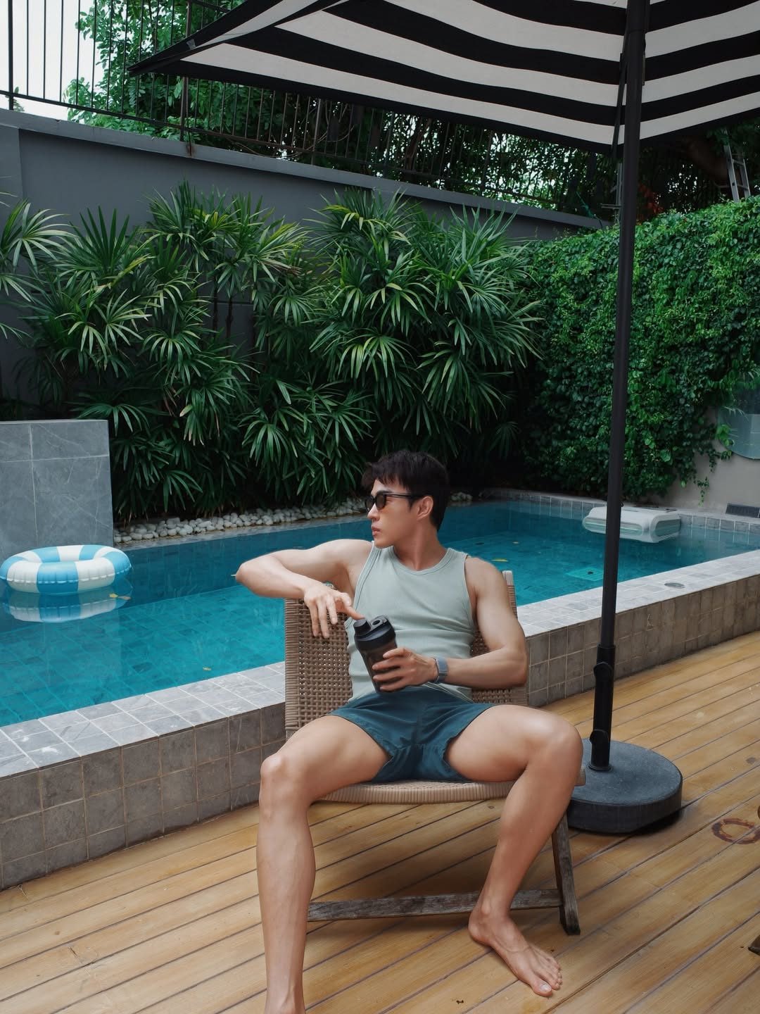 ต๊อด - ปนพงษ์ ไขแสง