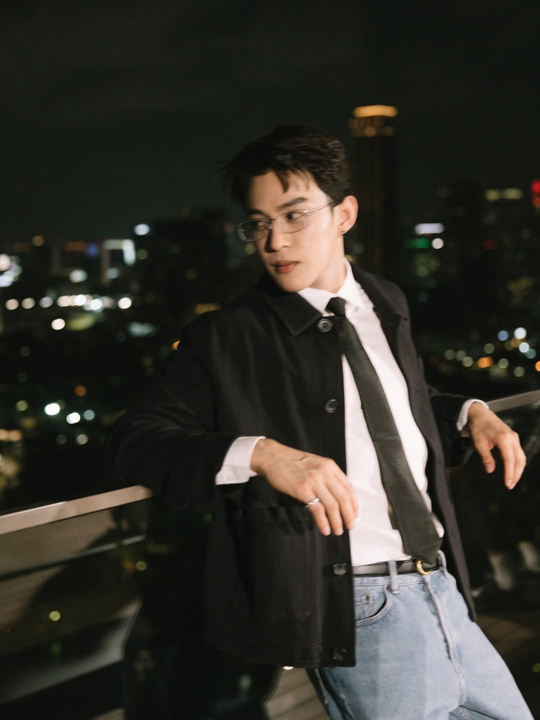 ต๊อด - ปนพงษ์ ไขแสง