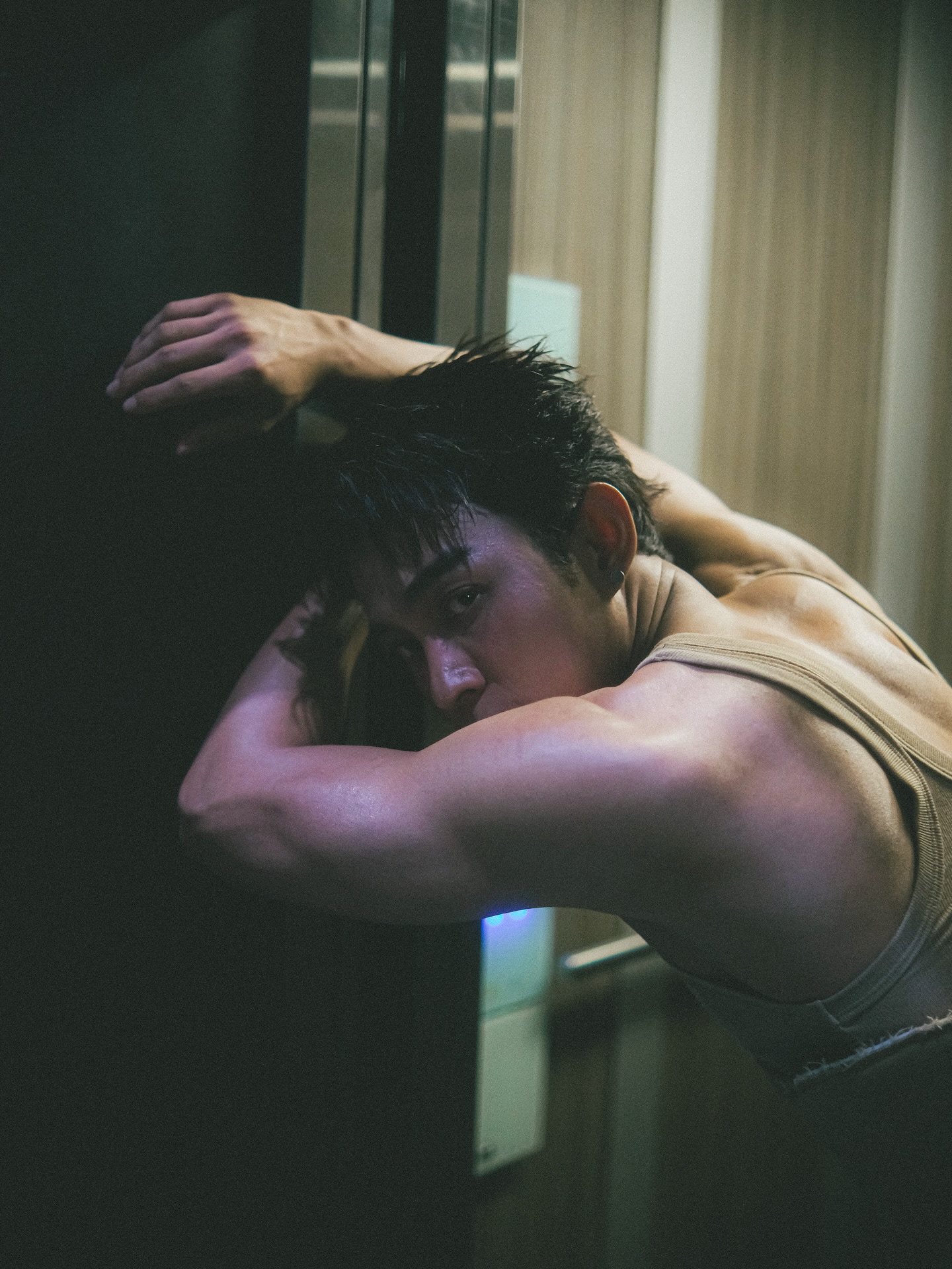 ต๊อด - ปนพงษ์ ไขแสง